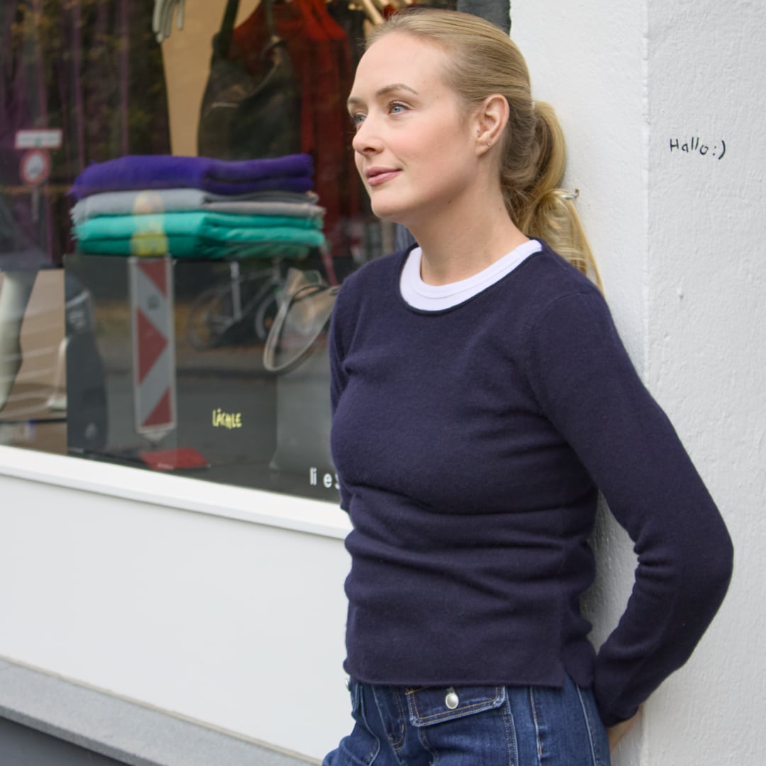 PULLOVER RUNDHALS MIT ROLLKANTEN CASHMERE